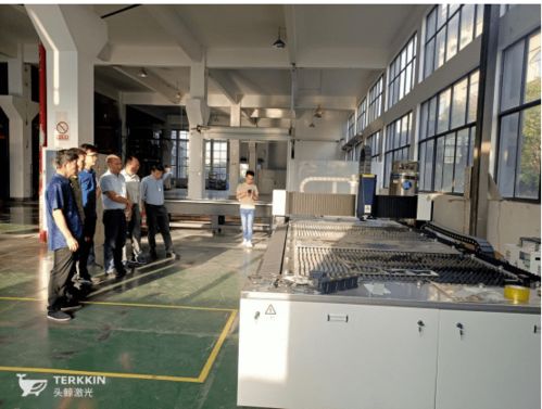 頭鯨熱點丨金華市科技局領導蒞臨頭鯨激光東湄廠區考察 昂東科技